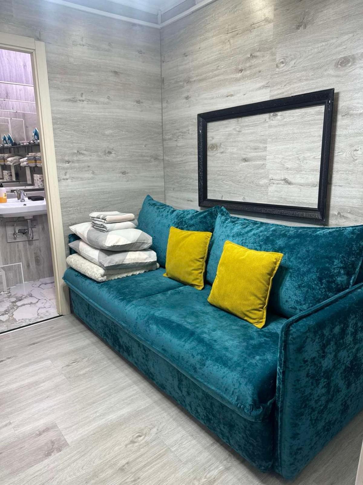 Cozy Good Apartment Кишинів Екстер'єр фото